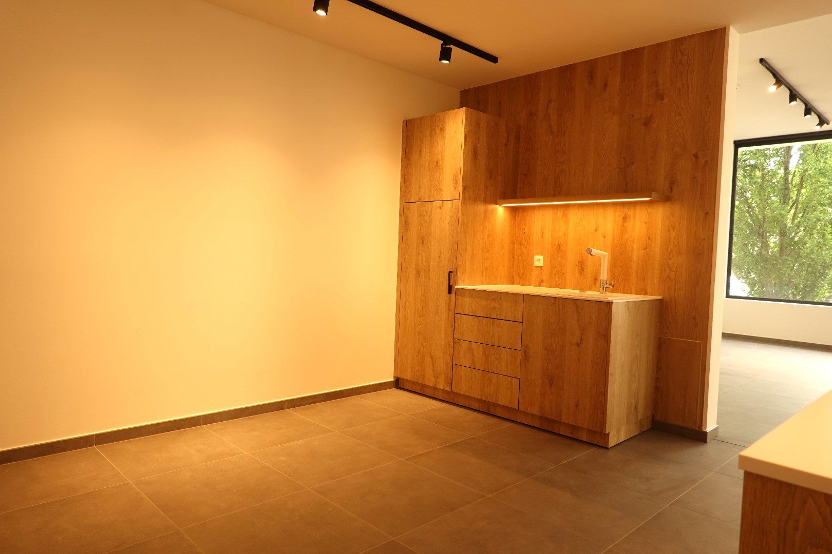 Appartement op centrale ligging: Markt van Torhout. foto 4