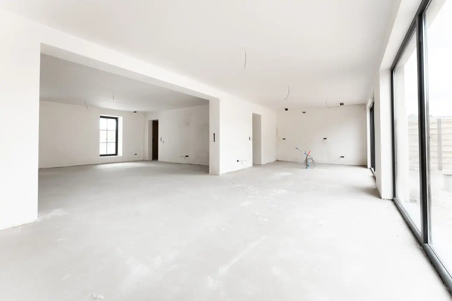 Charmante gerenoveerde CASCO + woning te koop in Leopoldsburg - 4 slaapkamers, 1 badkamer, ruime keuken en 2 toiletten op 237 m², volledig gerenoveerd in 2026! foto 7