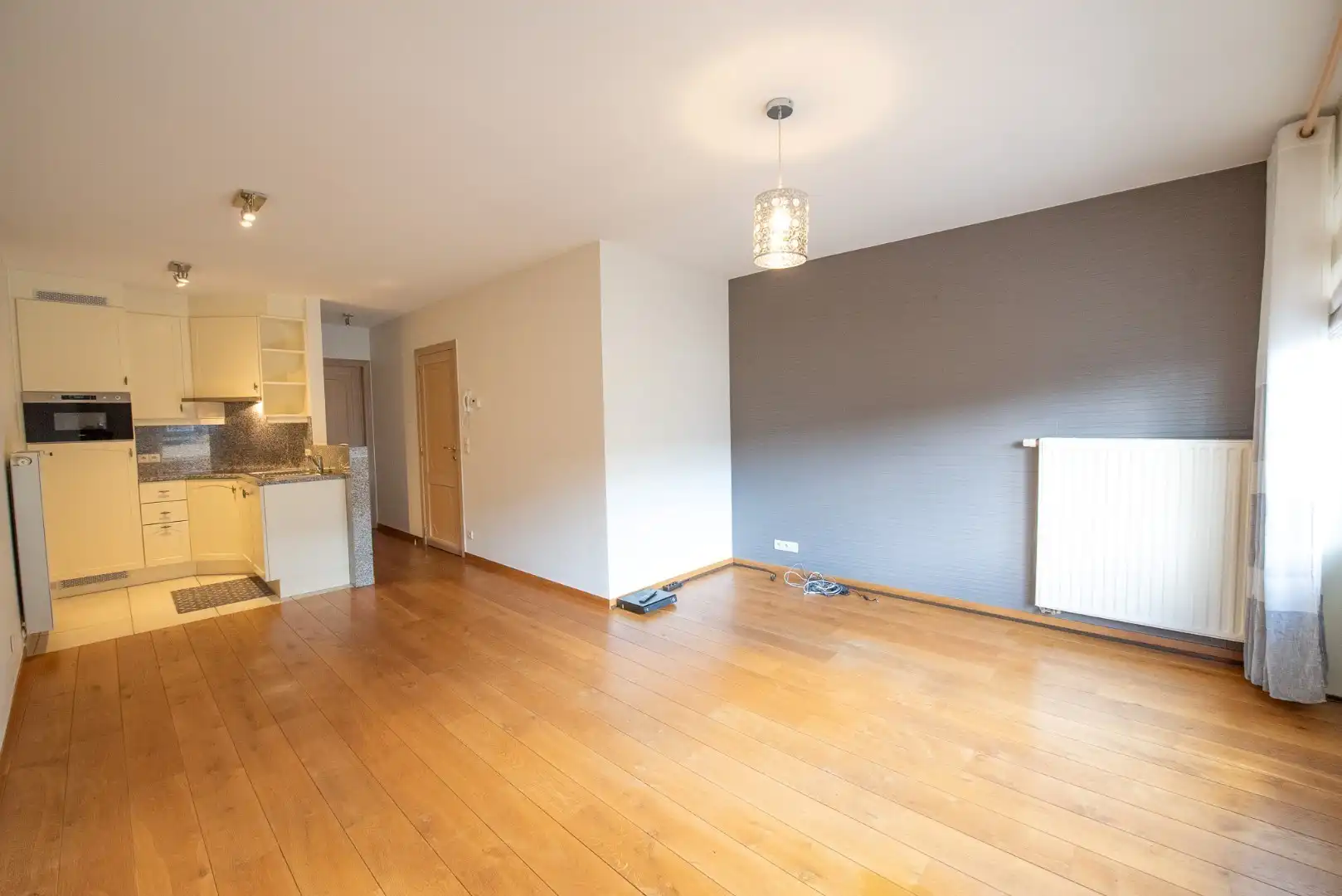 Goed onderhouden appartement (1 slaapkamer) met garage centrum Anzegem. foto 3