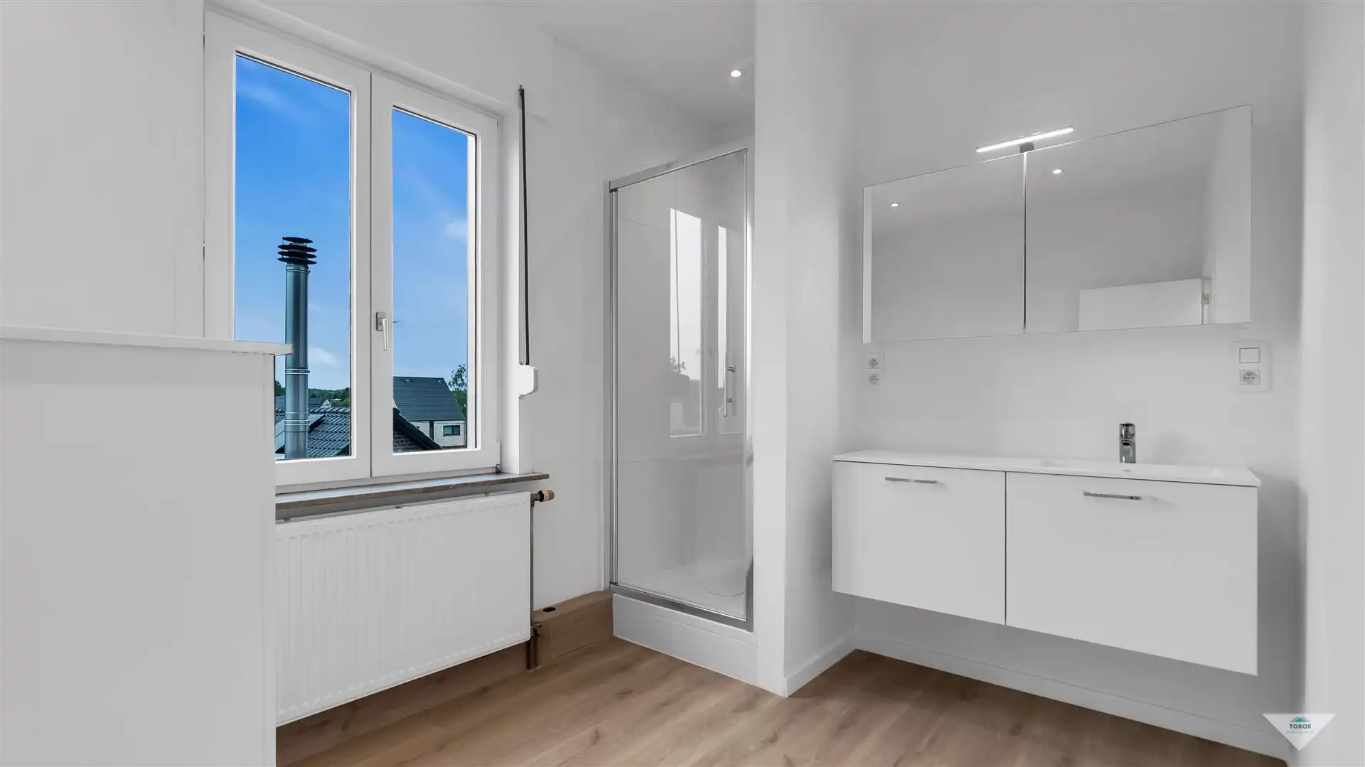 Gerenoveerd appartement met 2 slaapkamers in centrum SJW foto 7