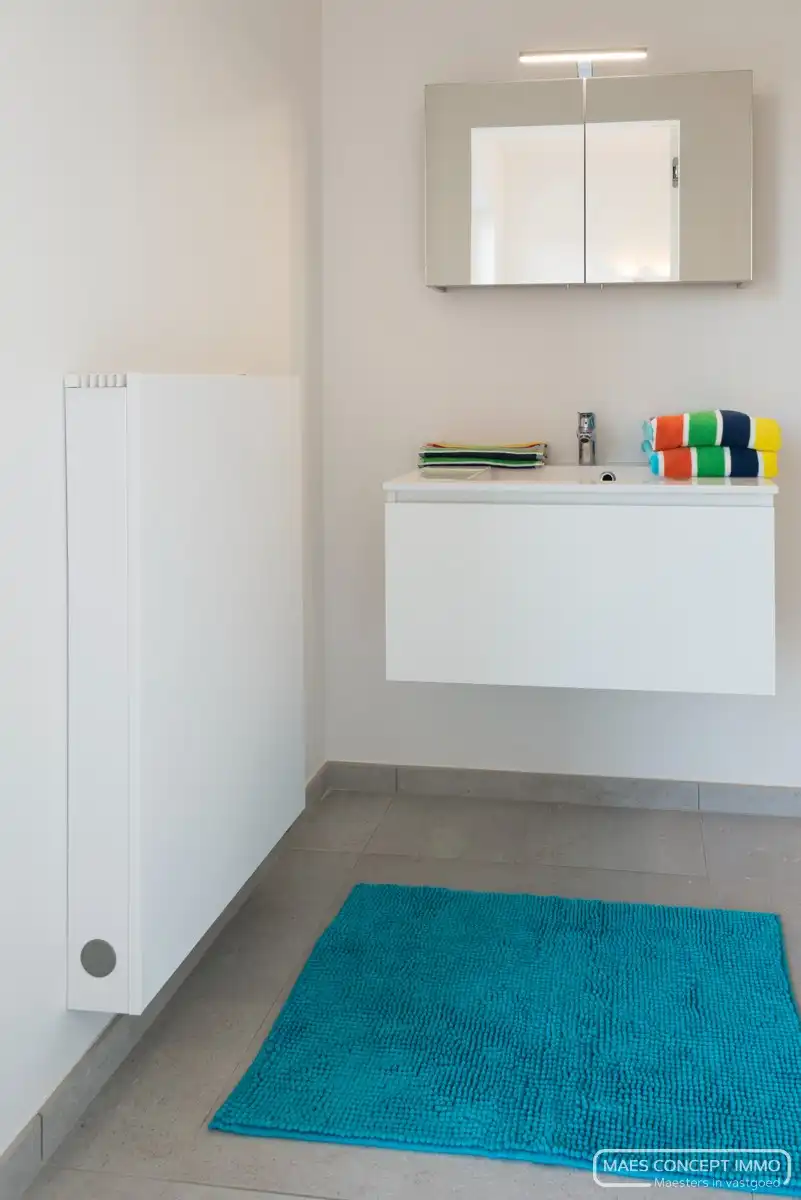 Luxueus afgewerkte villa te koop op topligging te Wielsbeke foto 8