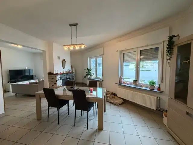 Ruim en centraal gelegen appartement in centrum Mere foto 7