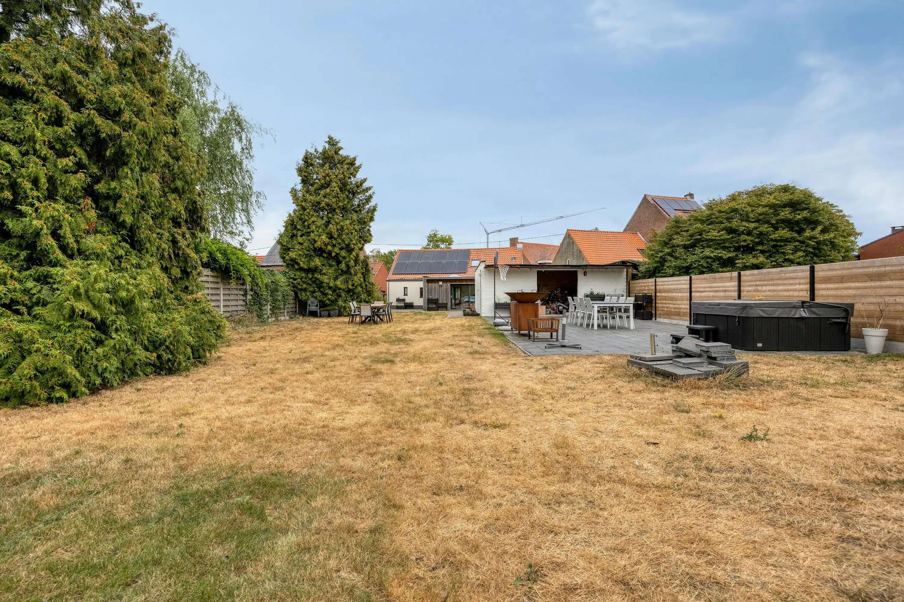 Instapklaar huis met grote tuin te koop in Zandvliet! foto 25
