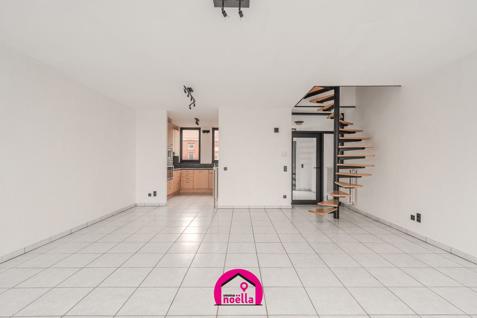 Halfopen bebouwing met tuin op toplocatie in Oostende foto 8