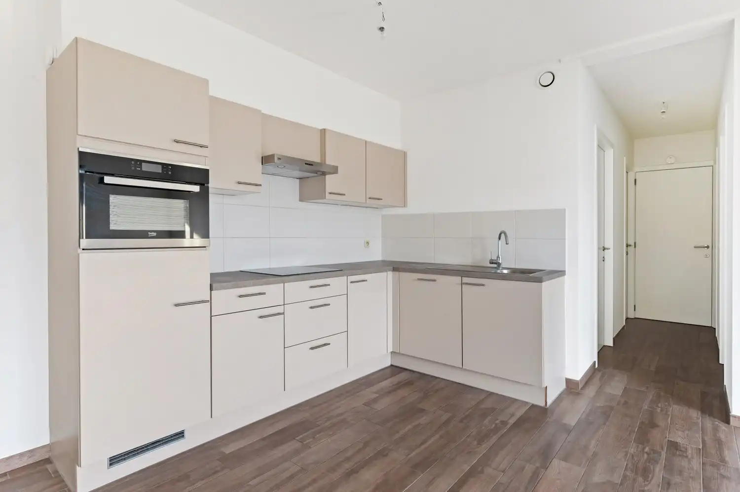 Twee slaapkamer appartement met privatief terras! foto 5