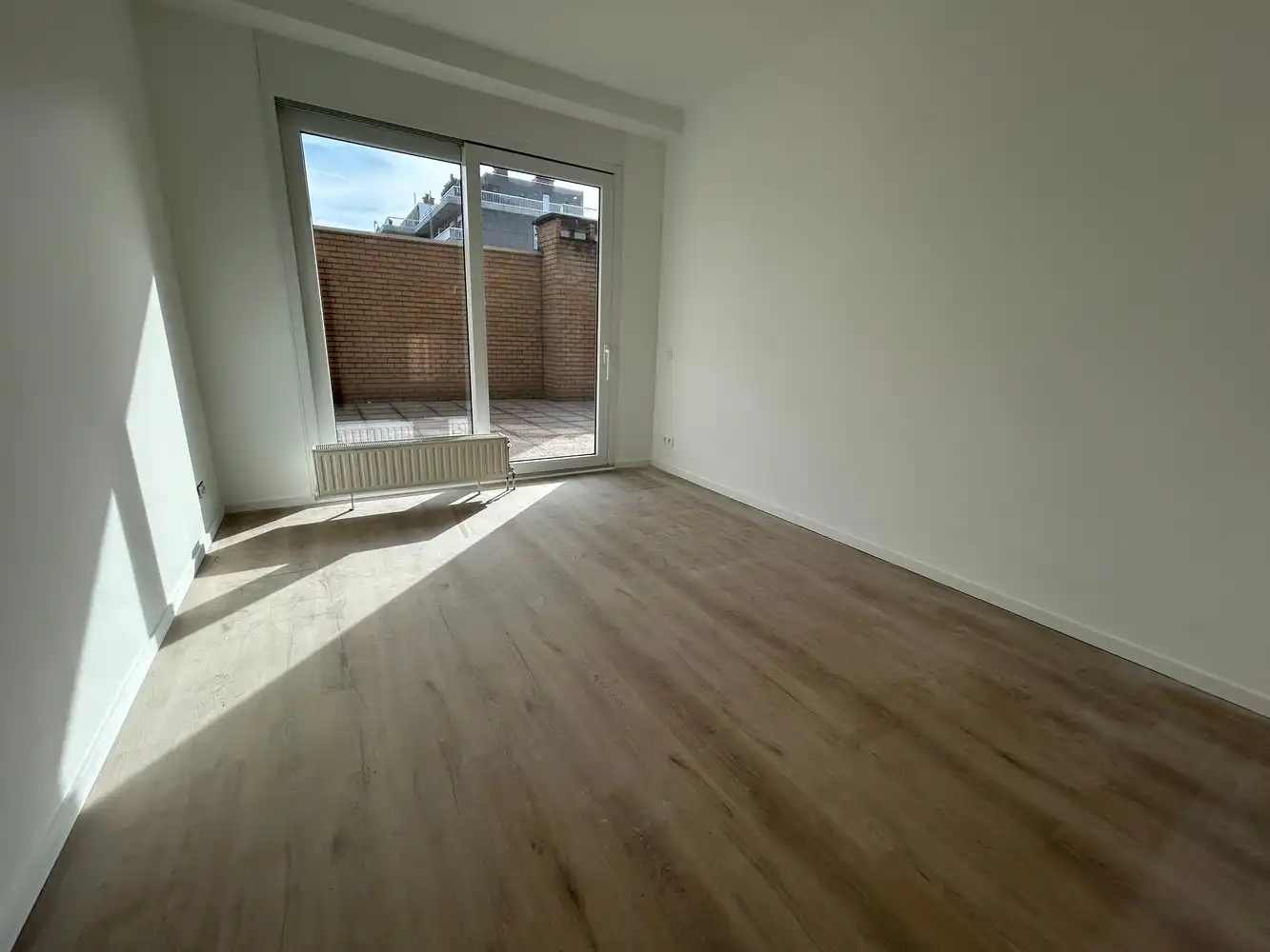 Twee volledig gerenoveerde 2-slaapkamerappartement met terras van 36 m² foto 10