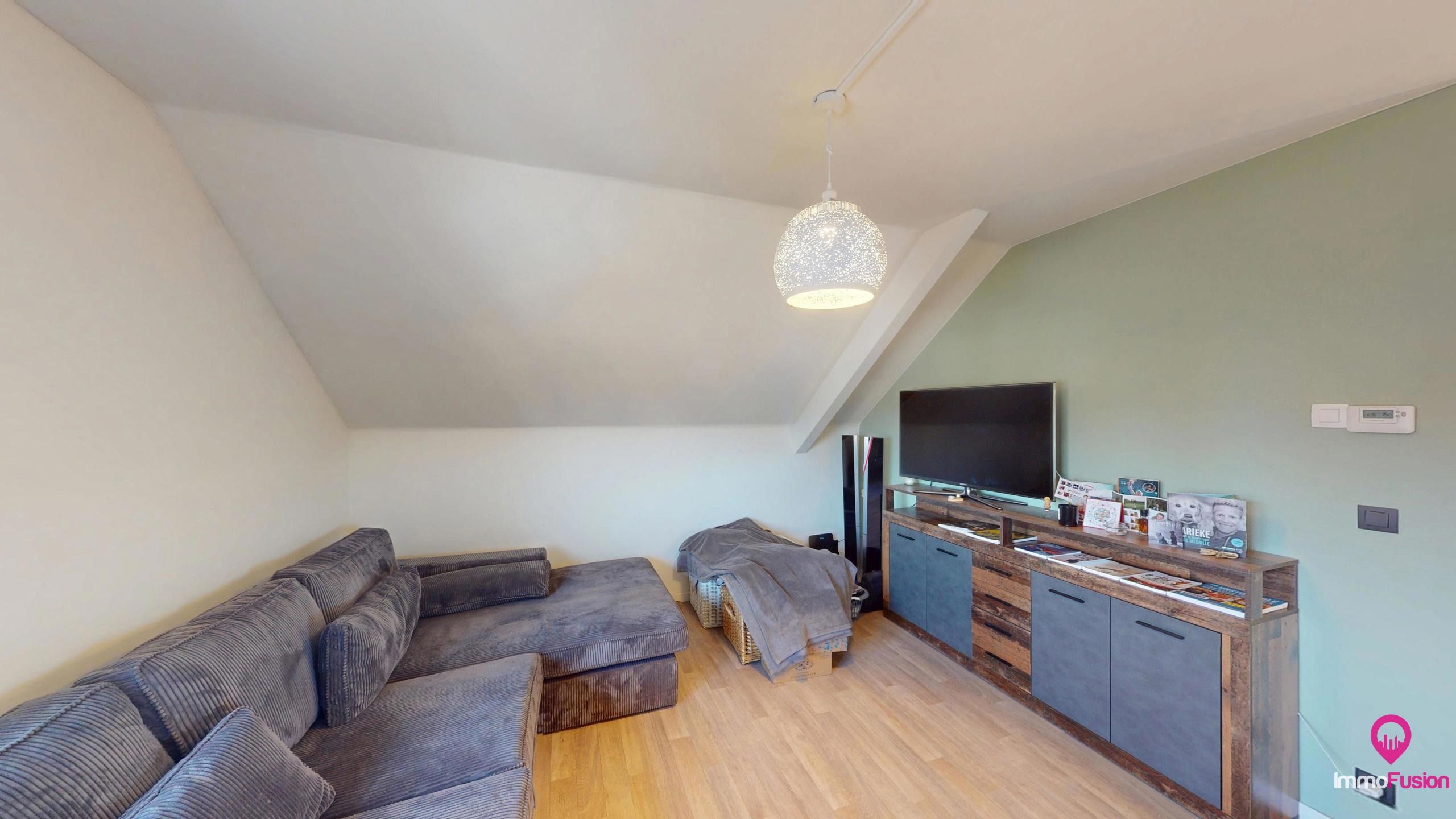 Dubbel appartement met potentieel, rustig gelegen in Eversel! foto 3