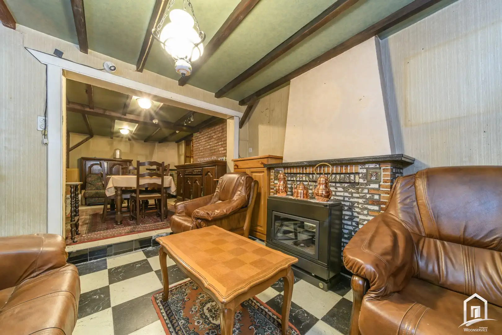 Te renoveren gezinswoning met zeer ruime tuin! foto 4