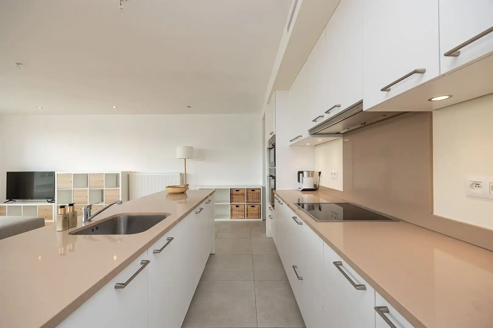 Comfortabel wonen in 2-slpk app. met ruim terras en parking! foto 7