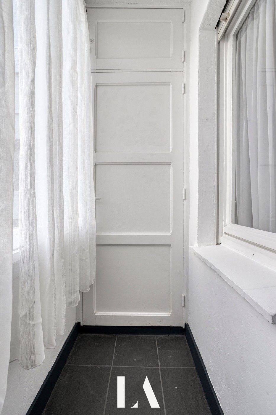 Vernieuwd 1-slaapkamer appartement vlakbij zee. foto 12