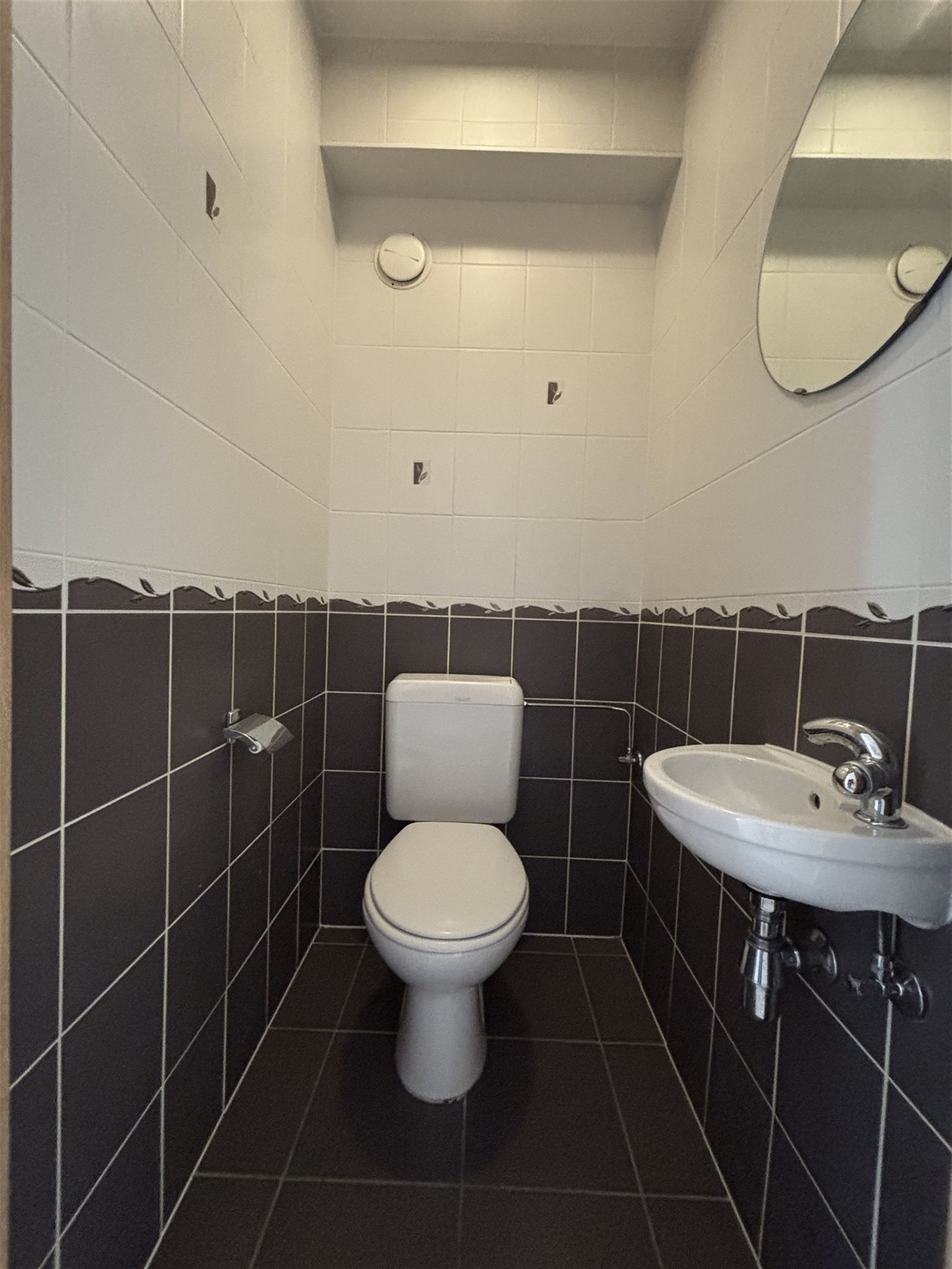 Duplex met 2 slaapkamers & 2 extra zolderkamers foto 12