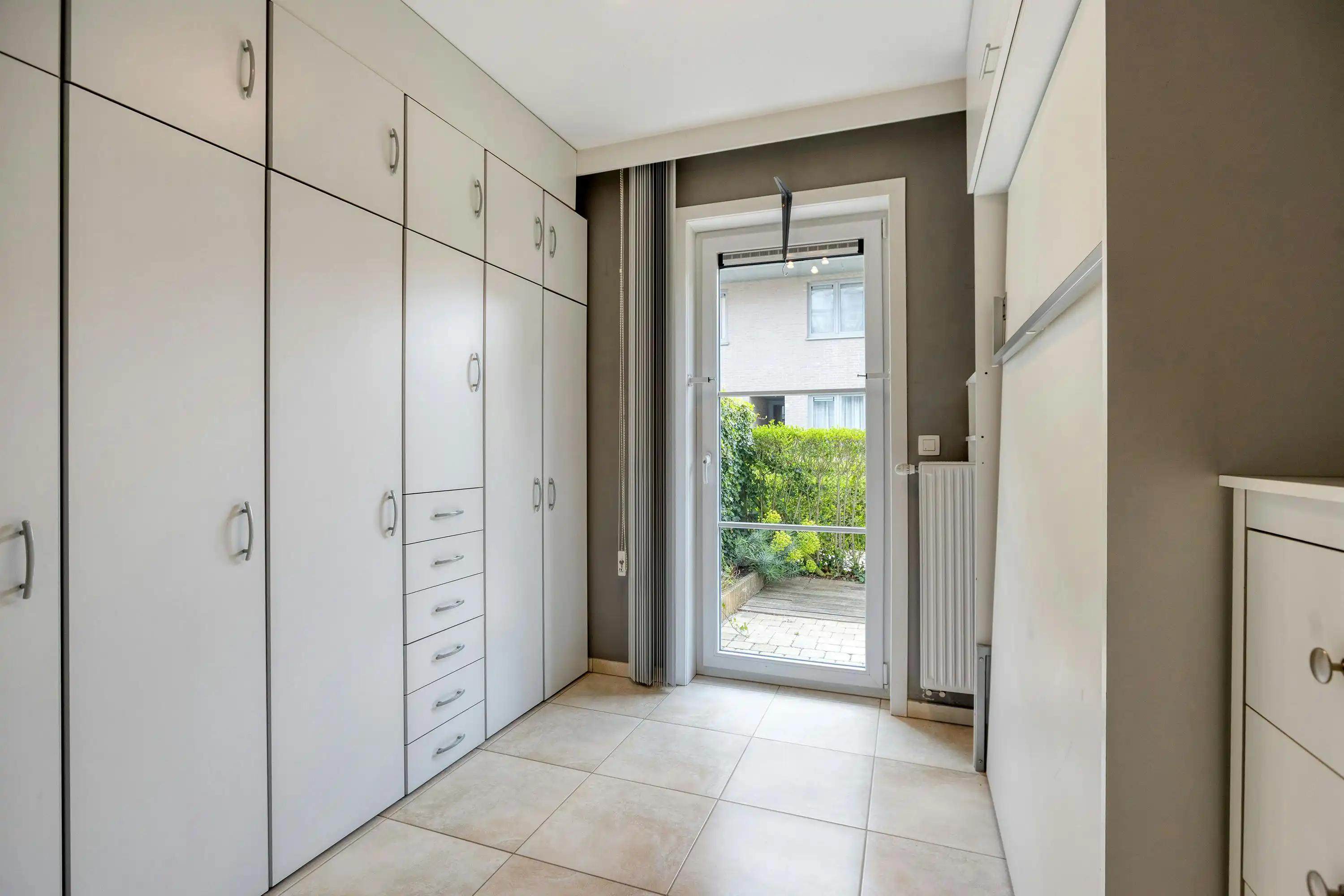 Gelijkvloers appartement (110m²) met tuin op topligging! foto 16