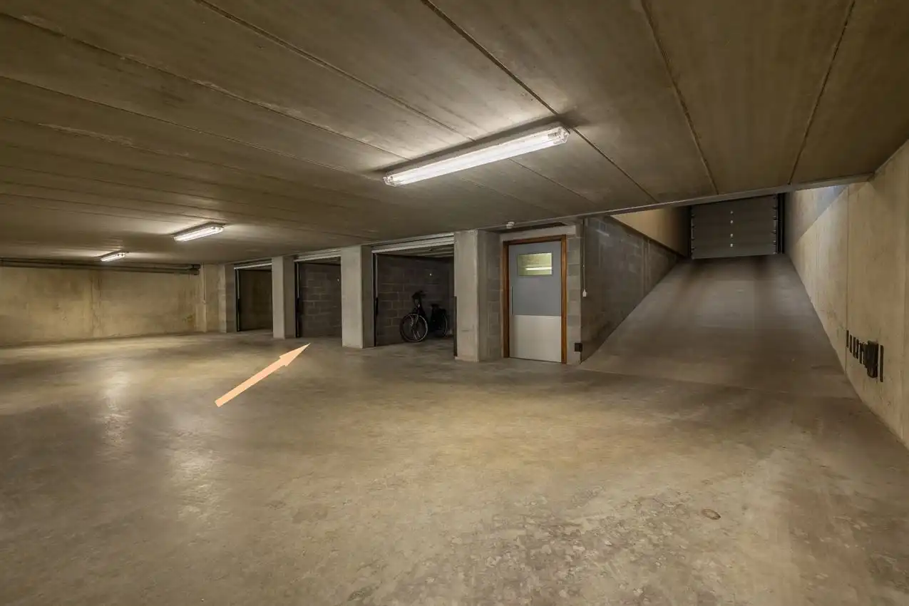 Gelijkvloers appartement met 2 slpk., terras en garagebox foto 22