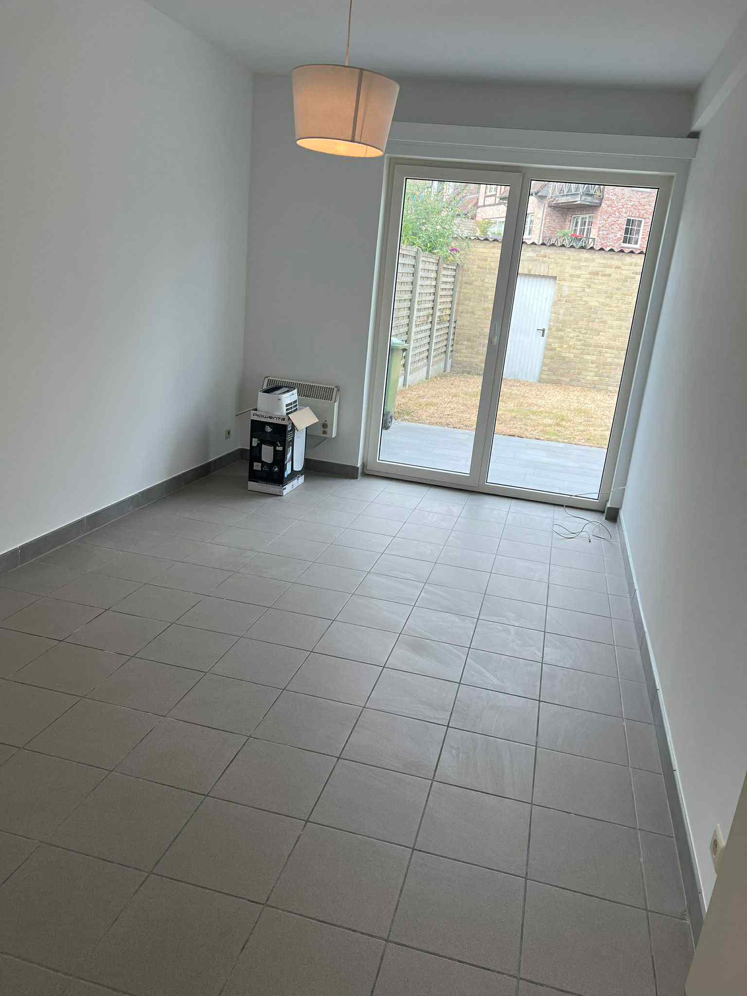 LEUK GELIJKVLOERS APP. MET TUIN foto 11