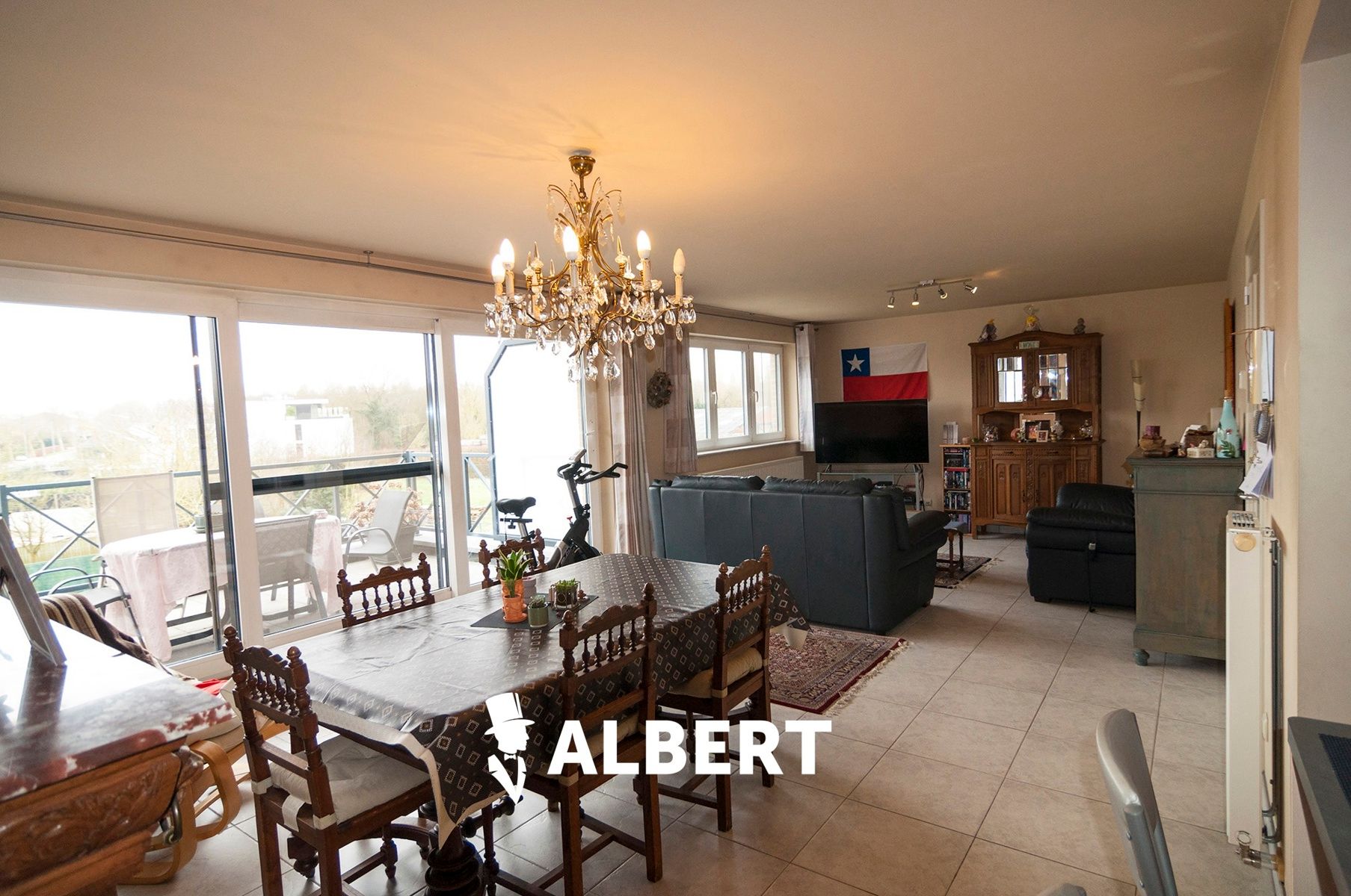 Mooi, ruim instapklaar appartement in hartje Kortessem! foto 3
