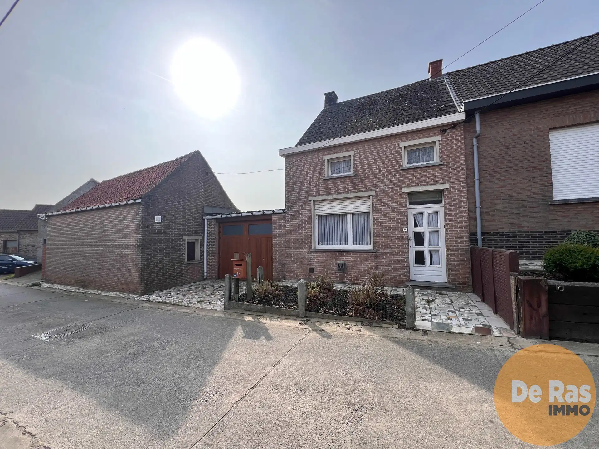 BALEGEM – Renovatieproject met zuidgerichte tuin foto 3