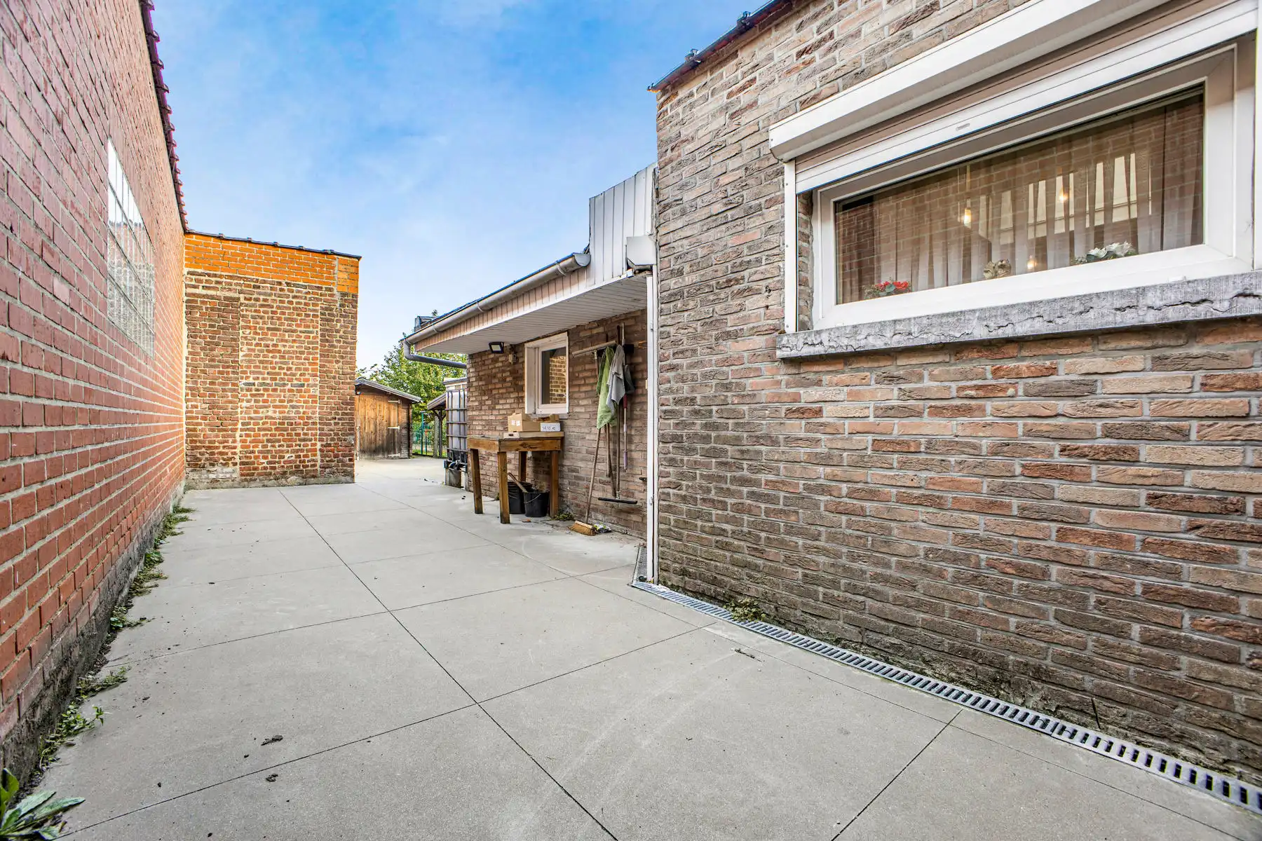 Eengezinswoning met 2 slaapkamers, inrichtbare zolder & tuin foto 19