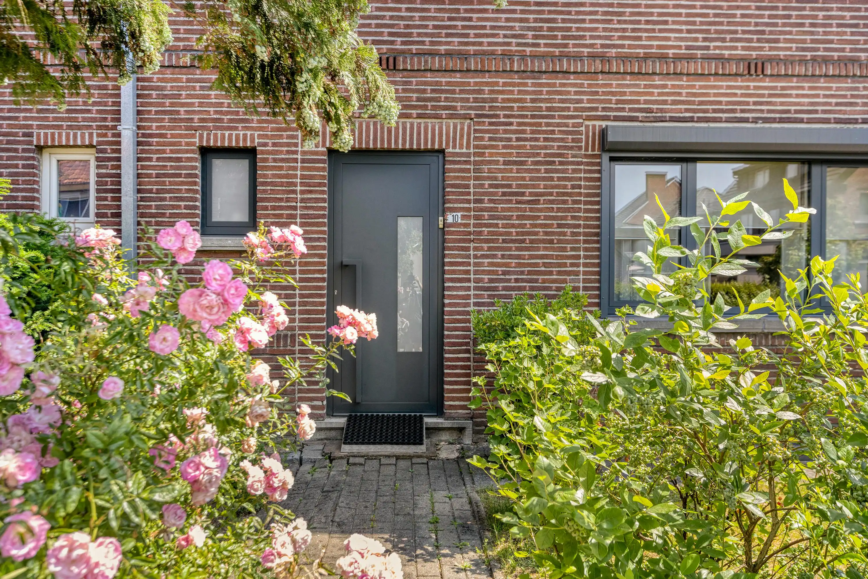 Te renoveren gezinswoning in de Casterwijk foto 3