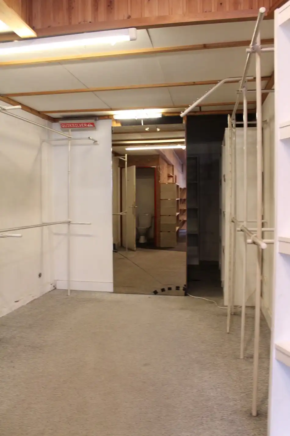 Commercieel handelspand Kerkstraat in het centrum Lommel foto 10