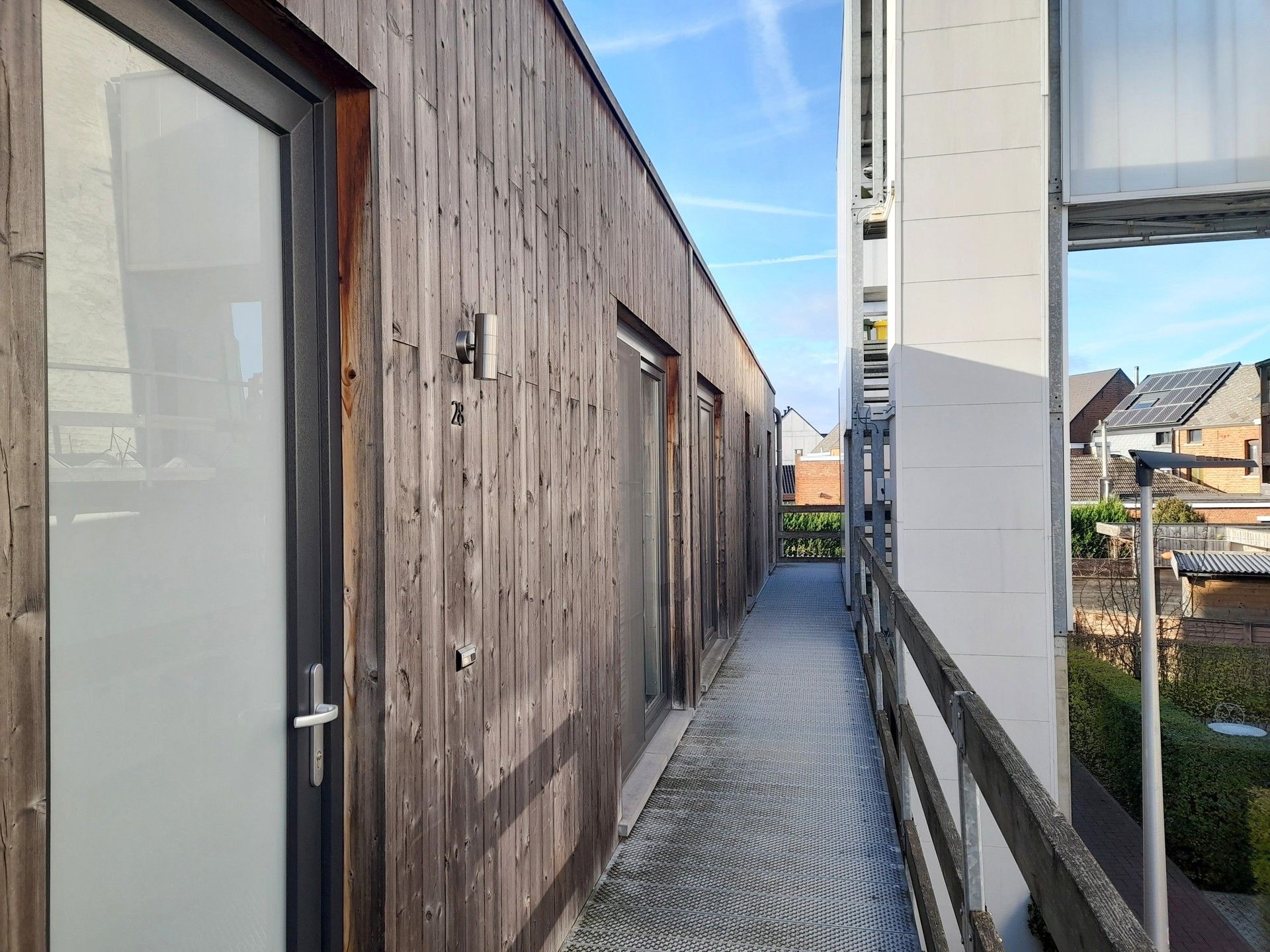 Gezellig 2 slaapkamer-appartementje met autostaanplaats foto 2