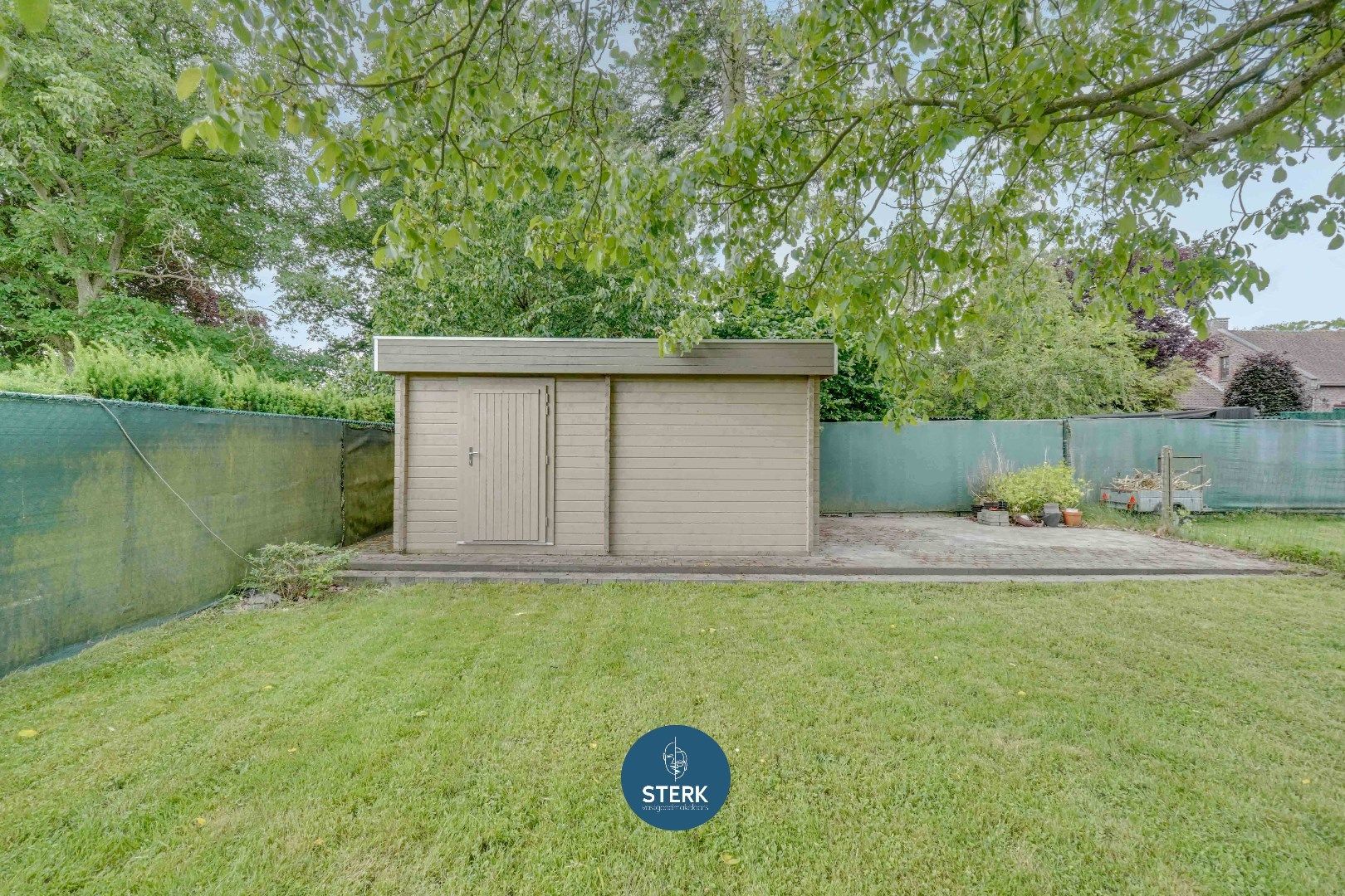 INSTAPKLARE GEZINSWONING OP EEN PERCEEL VAN 688 M² TE LANAKEN !  foto 21