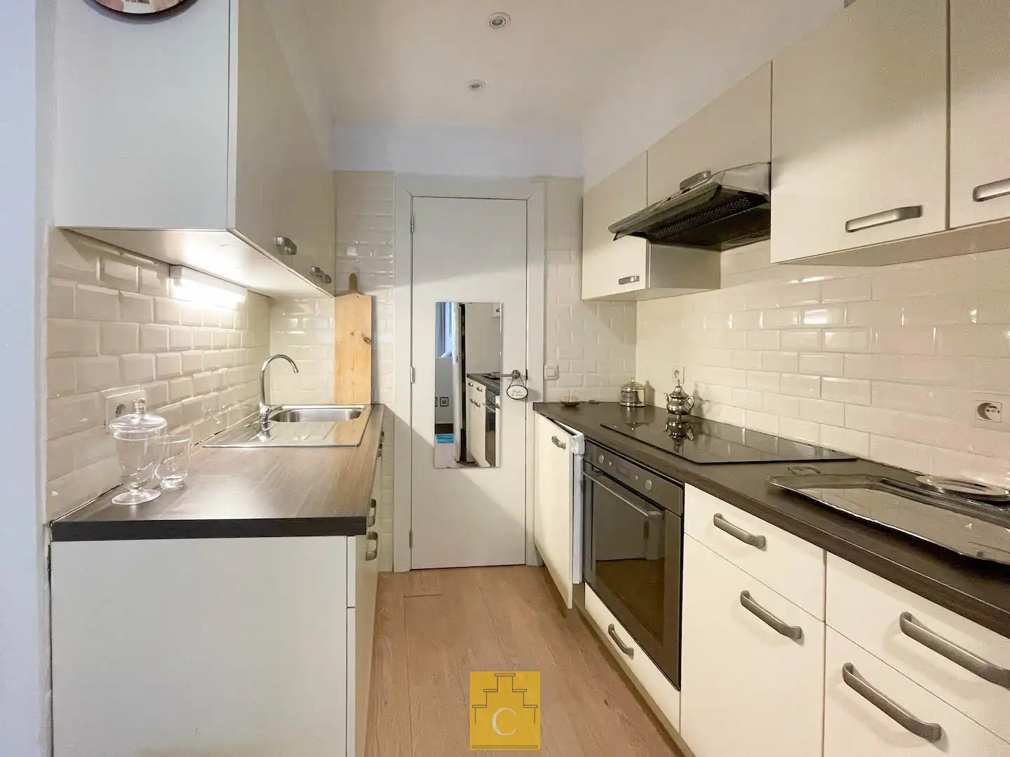 charmant handelspand met woonst, aparte ingang, op topligging in het hart van Brugge foto 10