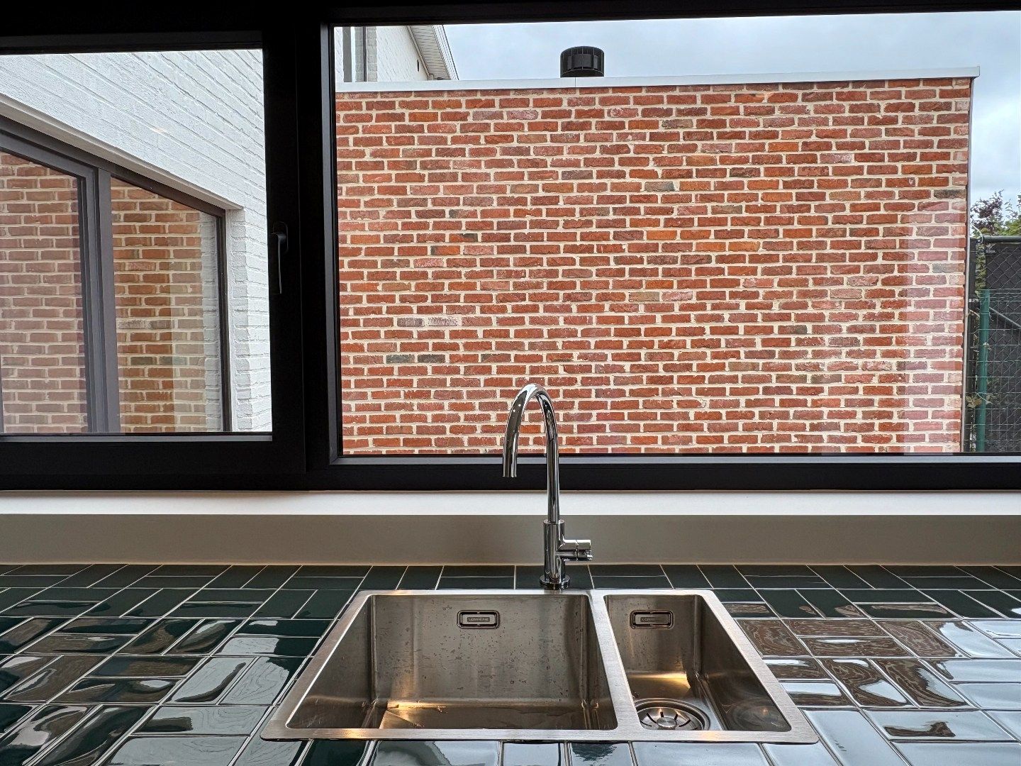 Volledig gerenoveerde woning met hoogwaardige, stijlvolle materialen te koop in Kuurne. foto 6