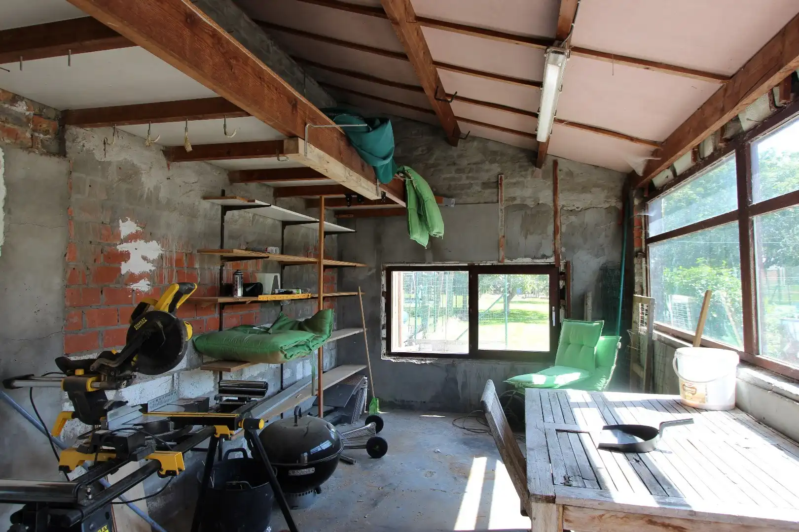 Woning met 3 slaapkamers en tuin te Eernegem foto 10