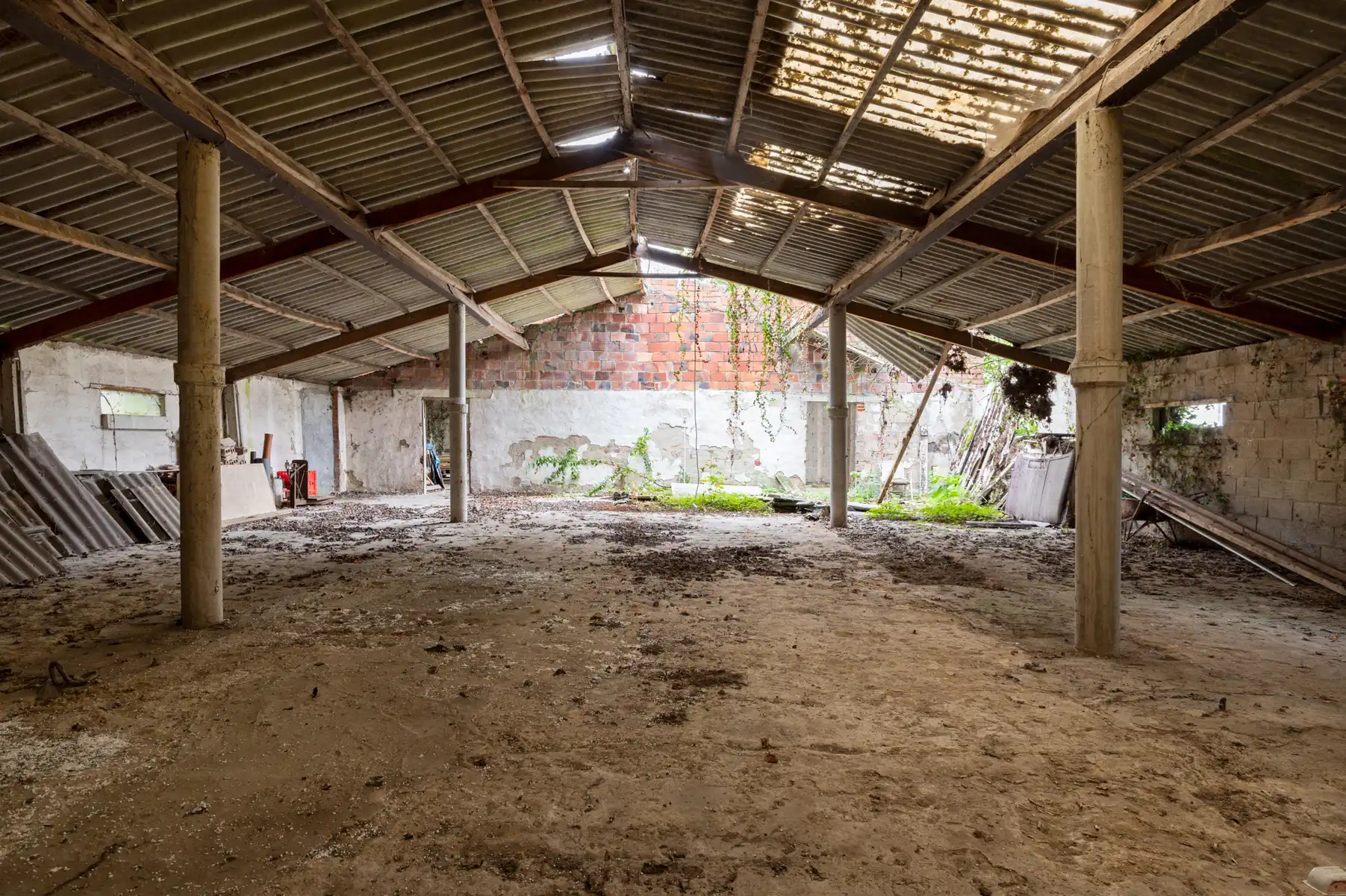 Renovatieproject met woning en opslagloodsen op ca. 7.668m2 foto 28