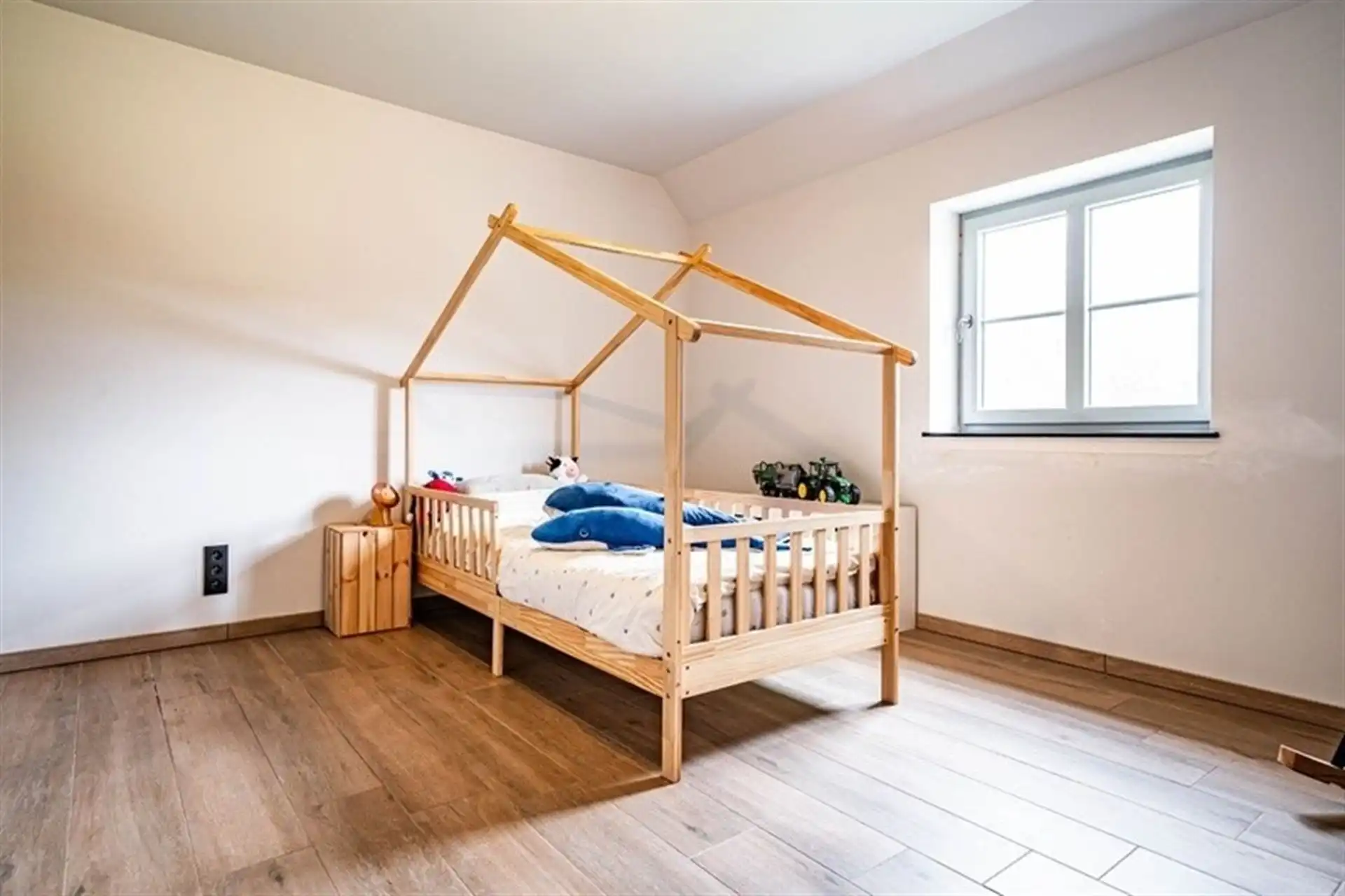 Energiezuinige villa met 4 slpk op een perceel groter dan 1 hectare foto 14