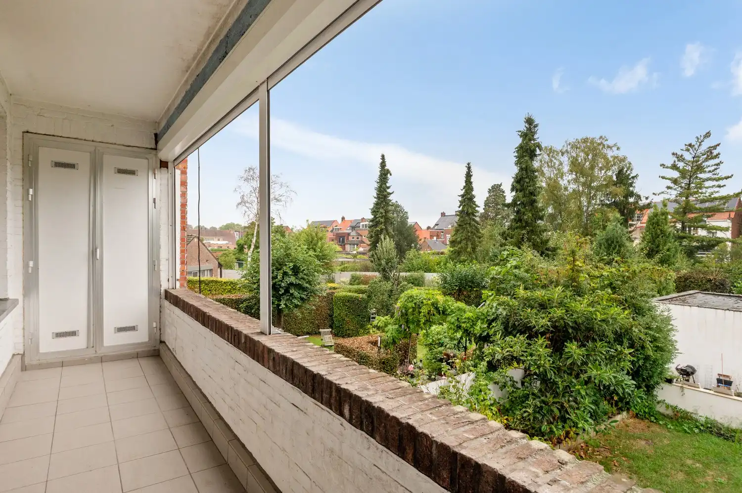 Leuk 2 slaapkamer appartement met terras in Wijnegem foto 14