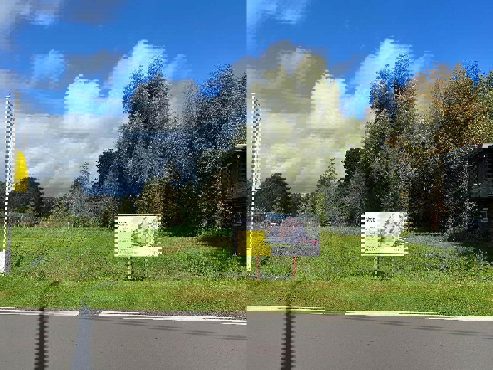 Villaperceel foto 3