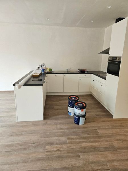 Nieuwbouw, gelijkvloers appartement met 2 slaapkamers en garage foto 16