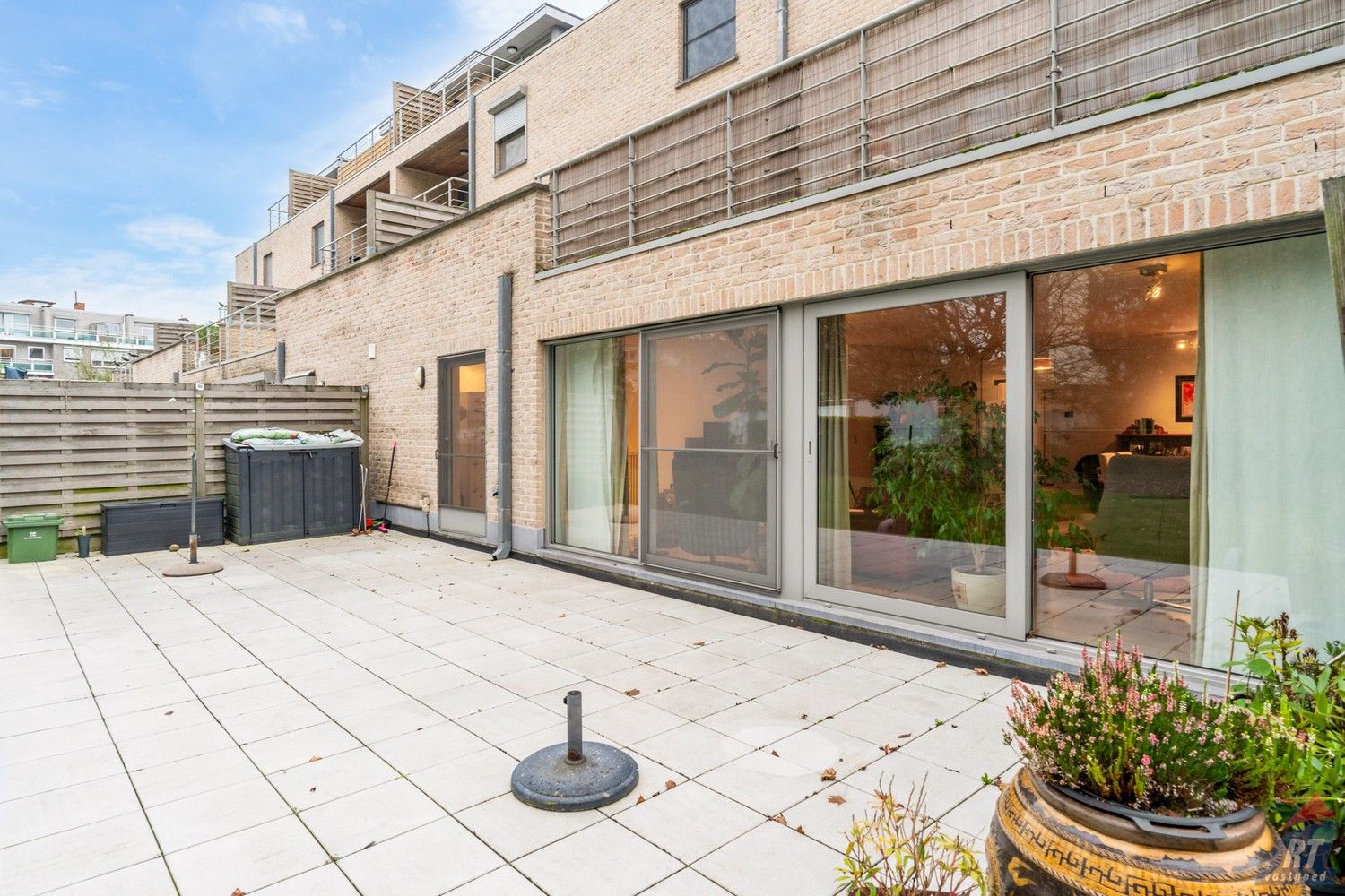 Uitzonderlijk ruim appartement met 3 slaapkamers en 2 terrassen vlakbij het stadscentrum foto 18