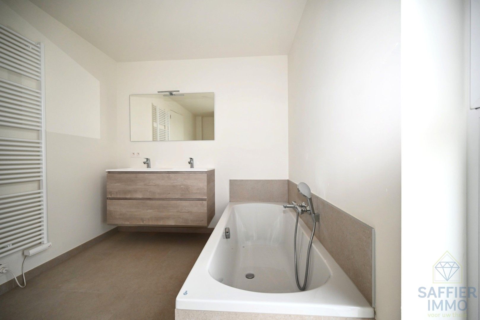 Nieuwbouwwoning te huur in het centrum van Wevelgem foto 15