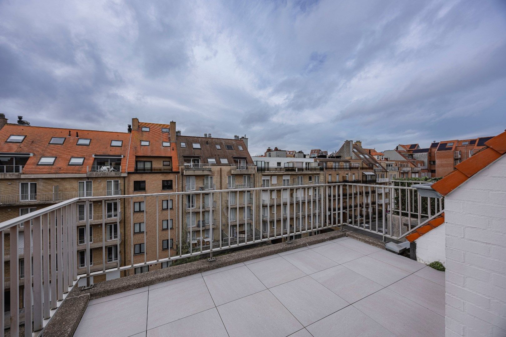 Uiterst knappe penthouse afgewerkt met hoogwaardige materialen foto 16