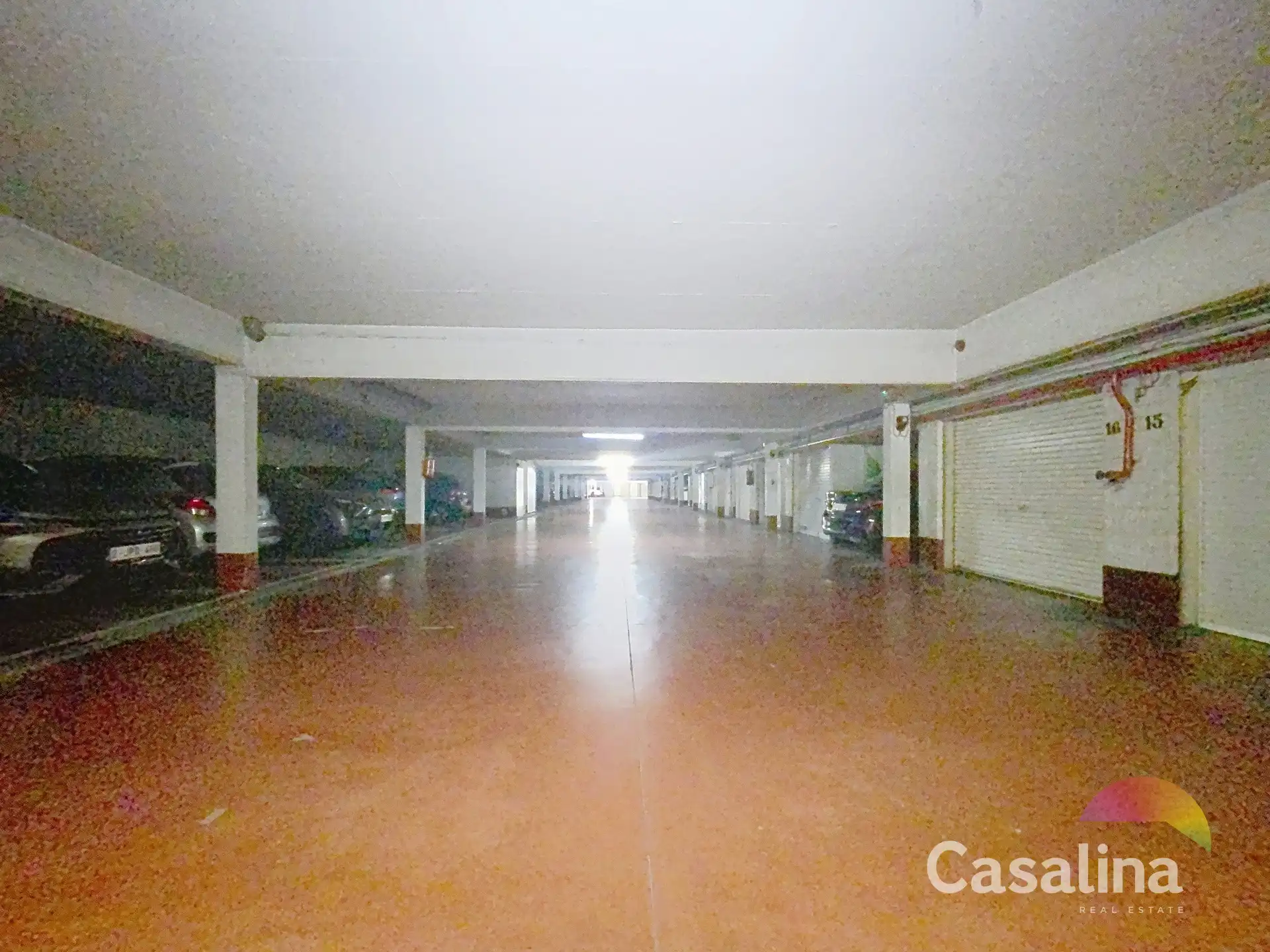 Box garage nr 5 in the kelder foto 4