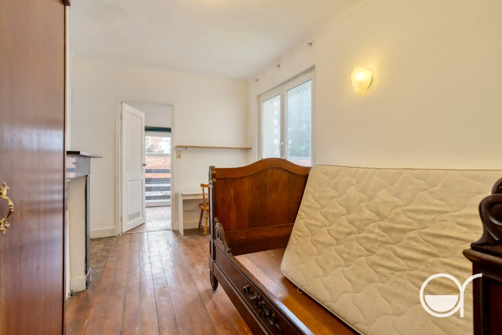 Herenwoning aan Sint-Pietersstation met tuintje en garage foto 12