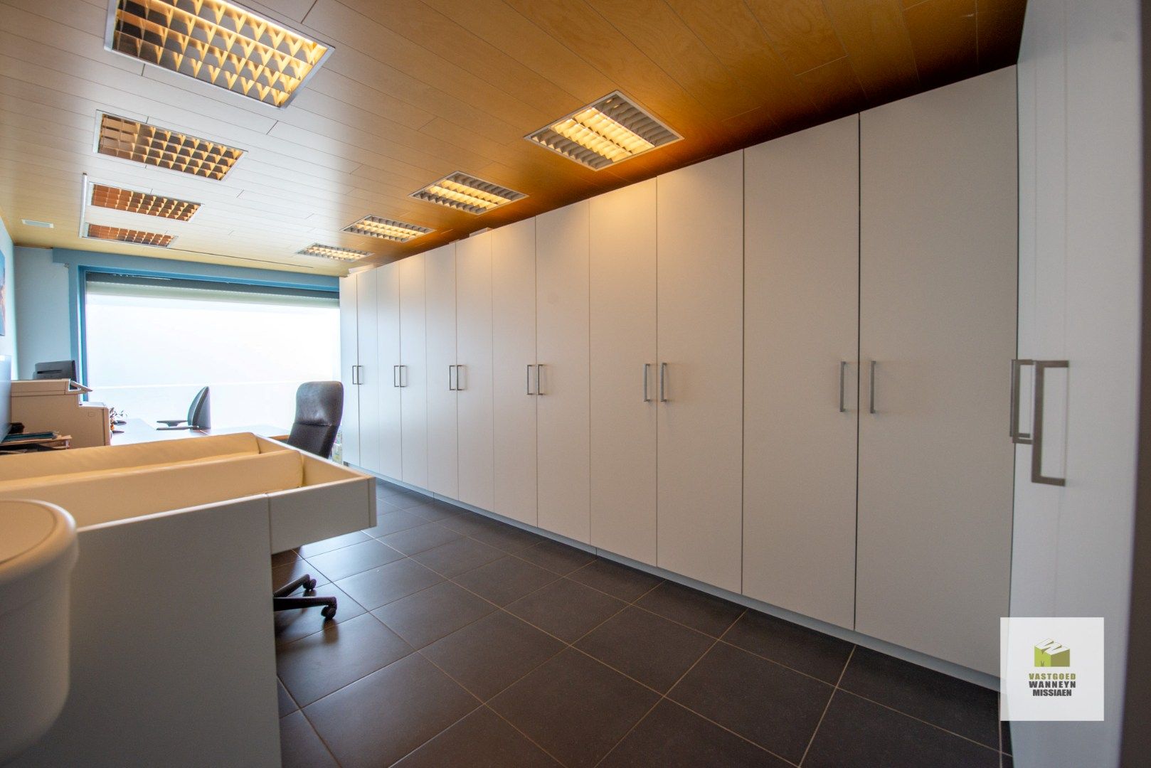 Ruime gezinswoning met tuin, 3 slaapkamers en een grote garage  foto 19