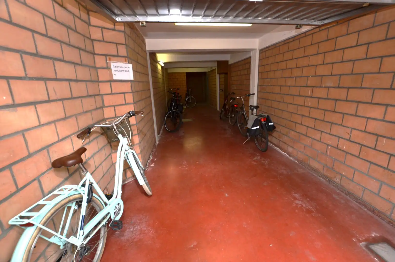 Opbrengsteigendom met 3 erkende appartementen foto 9