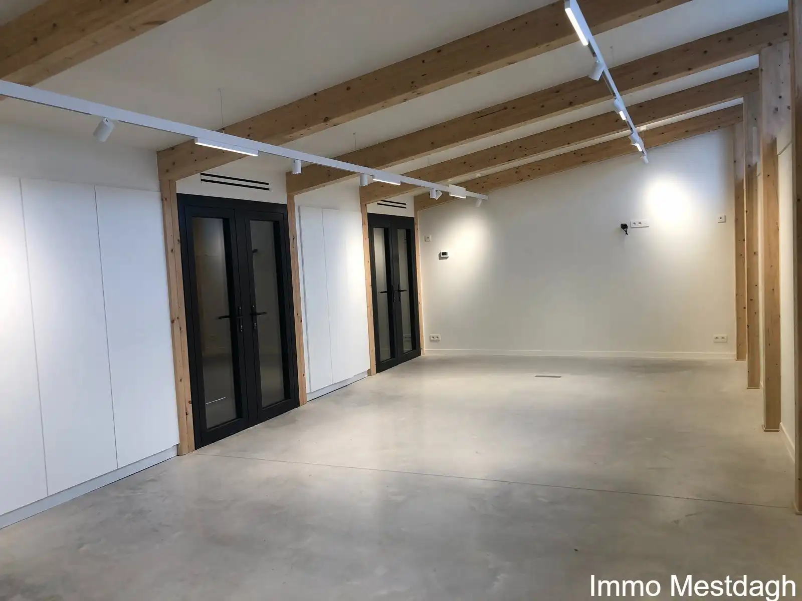 Volledig gerenoveerde horecazaak verbonden aan het Amandinamuseum.   foto 6