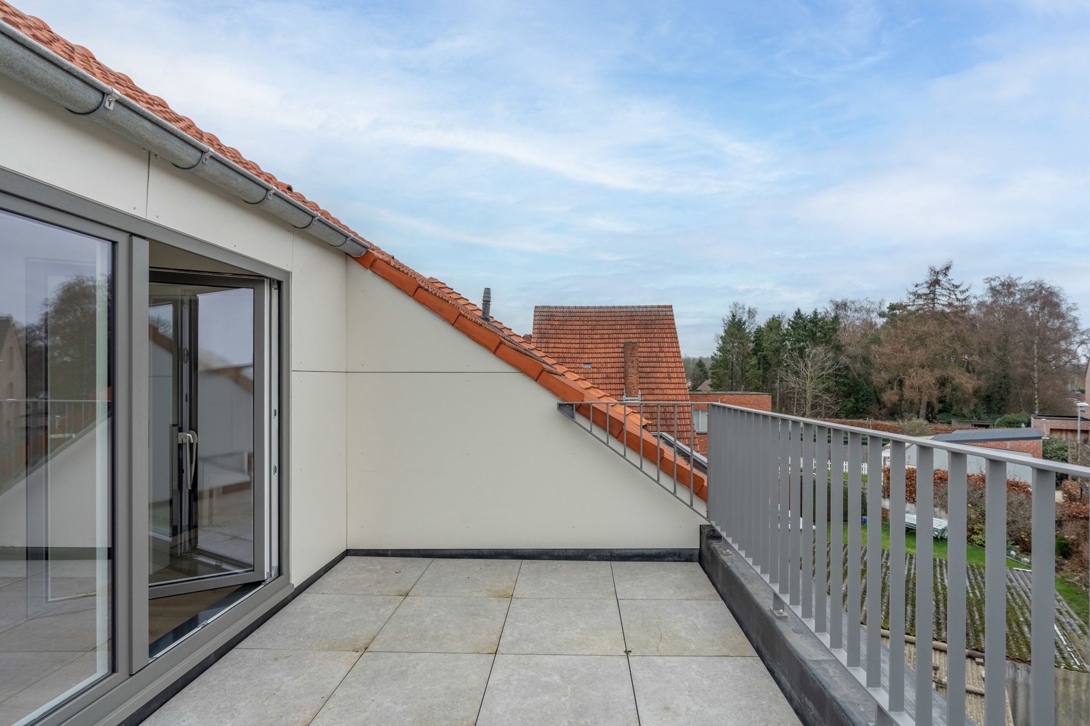 Duplex app (197m²) met 4 slaapkamers vlakbij centrum Beerse. foto 24