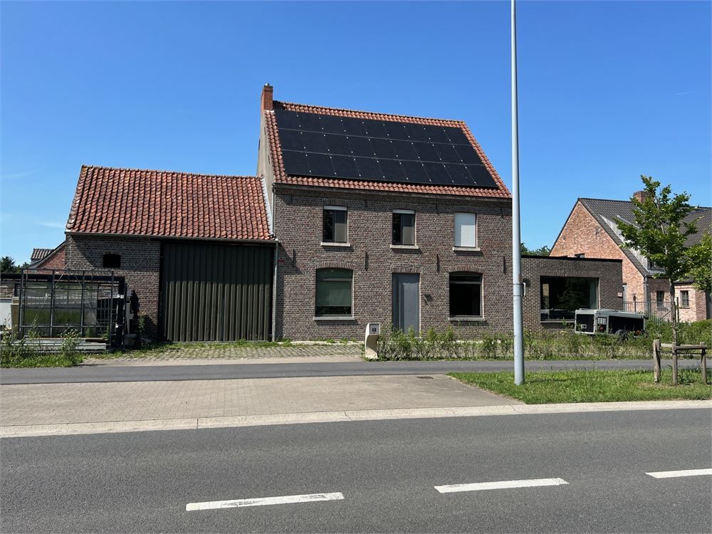 Instapklare woning met veel potentieel! foto 12