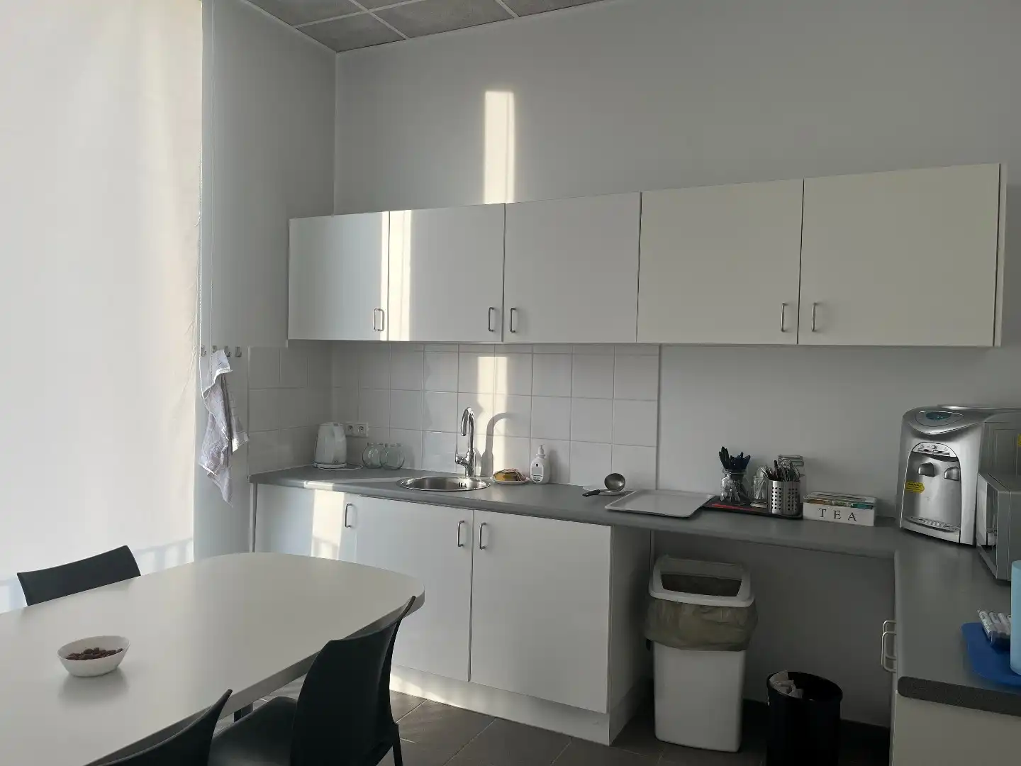 Ruim goed gelegen handelspand centrum Lommel foto 21