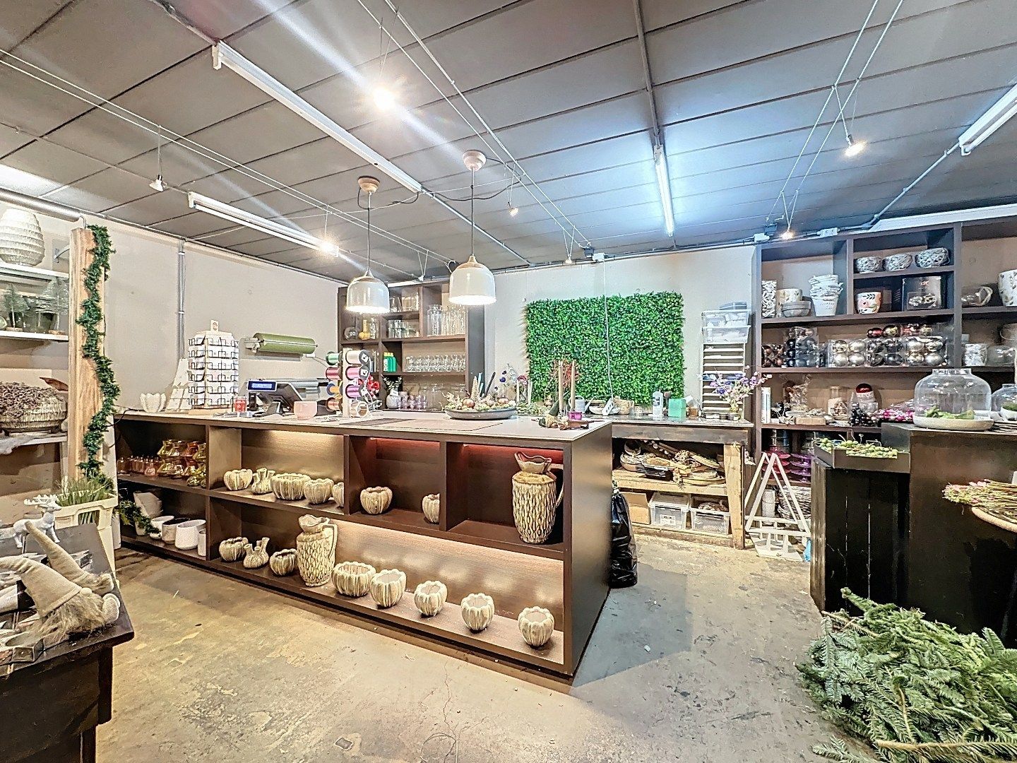 Unieke commerciële ruimte in de iconische molen “De Brak” – Sluis foto 8