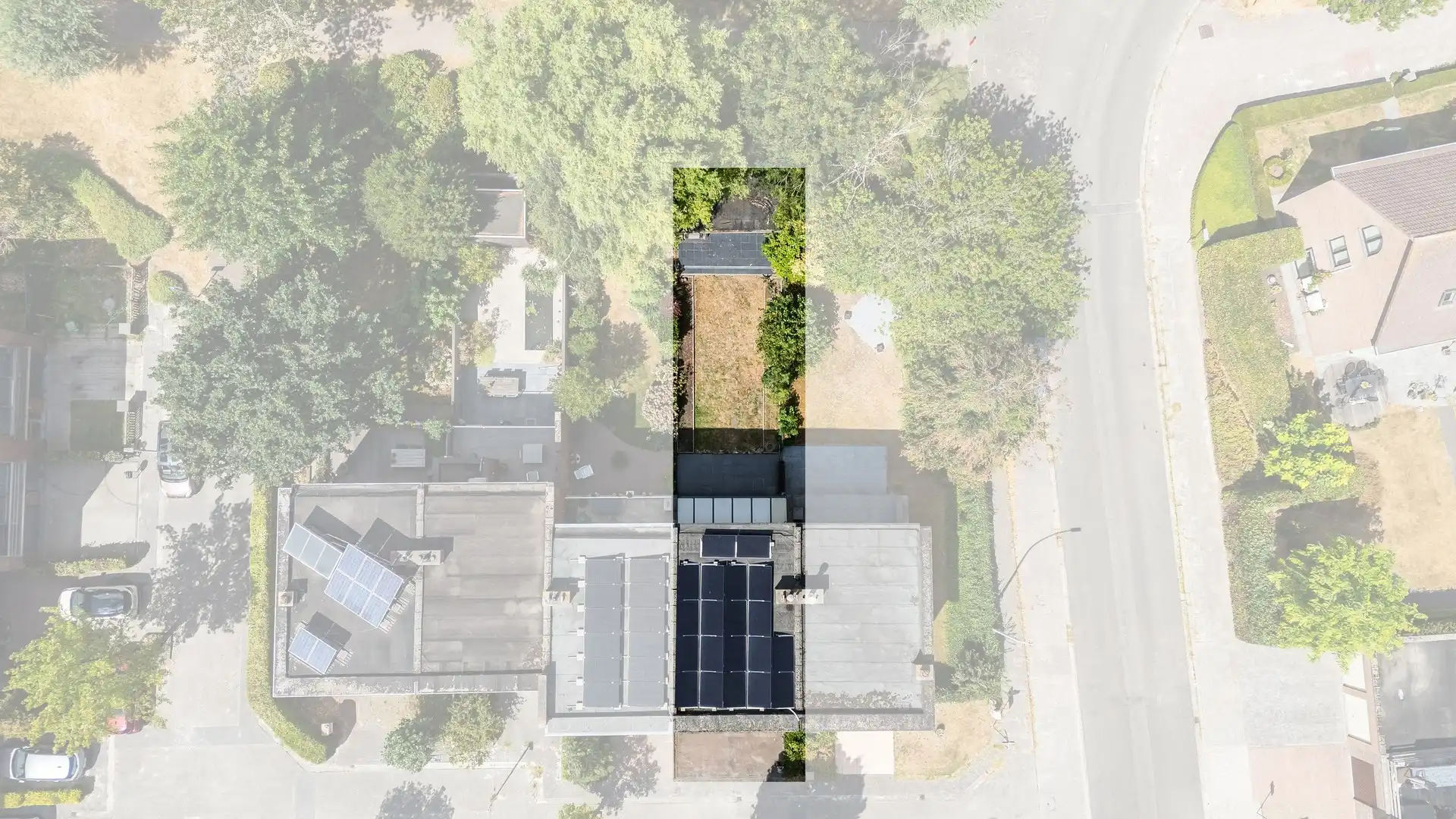 Energiezuinige bel etage woning met 3 slaapkamers gelegen in een groene omgeving foto 3