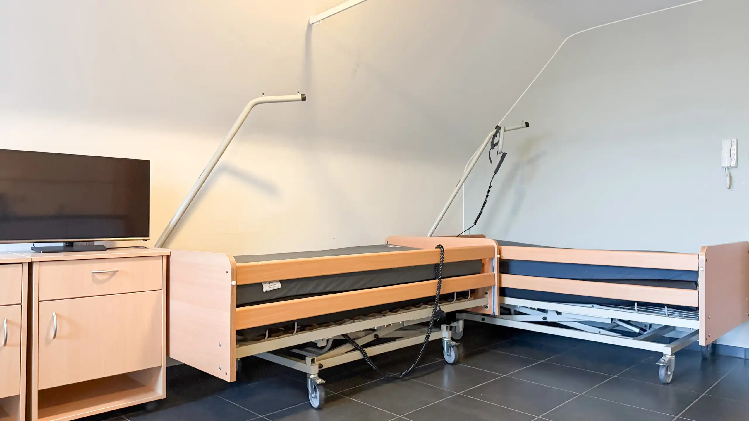 Veelzijdig investeringspand met 10 kamers, lift en kelder! foto 89