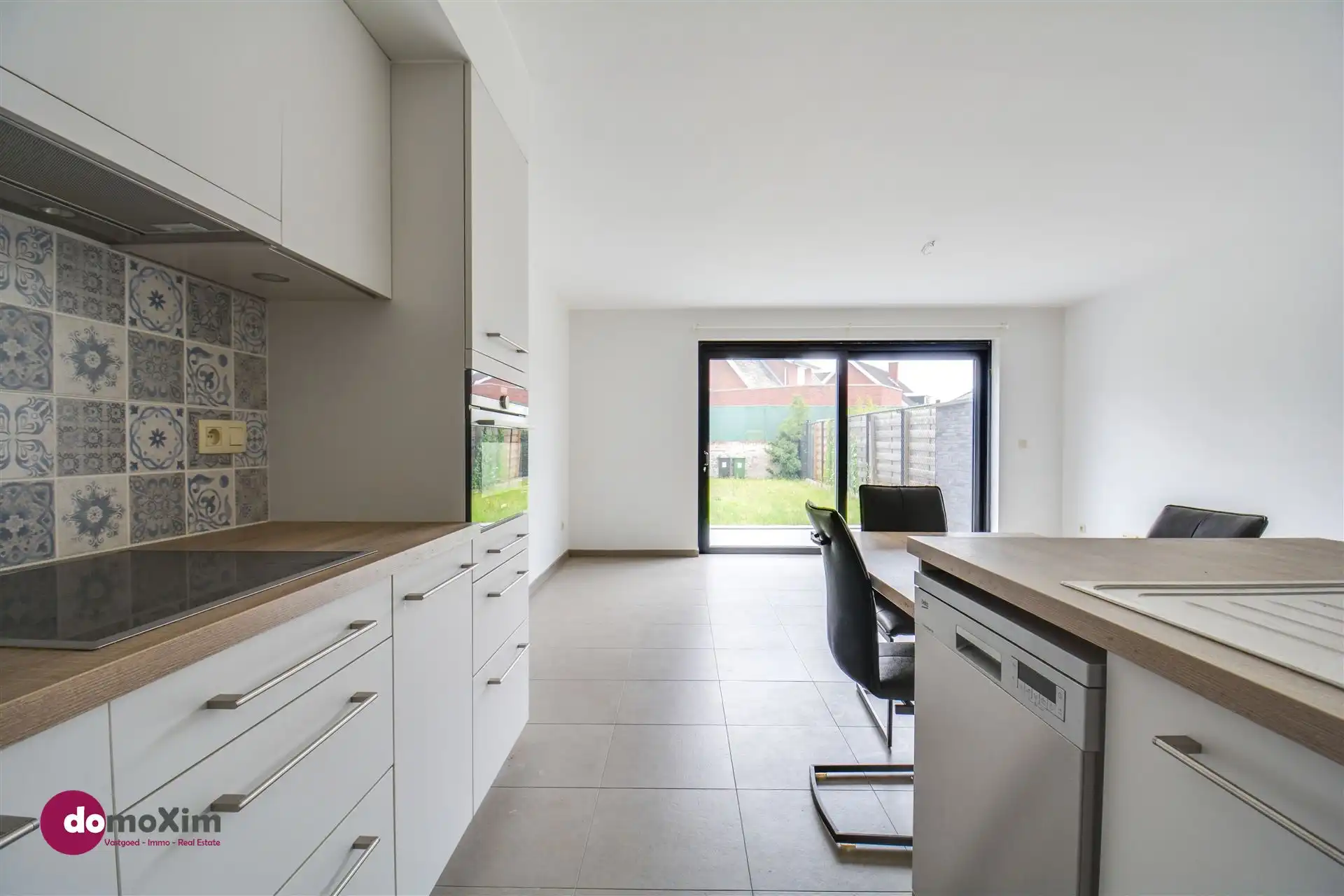 Lichtrijk appartement met één slaapkamer en privétuin in Haacht foto 2