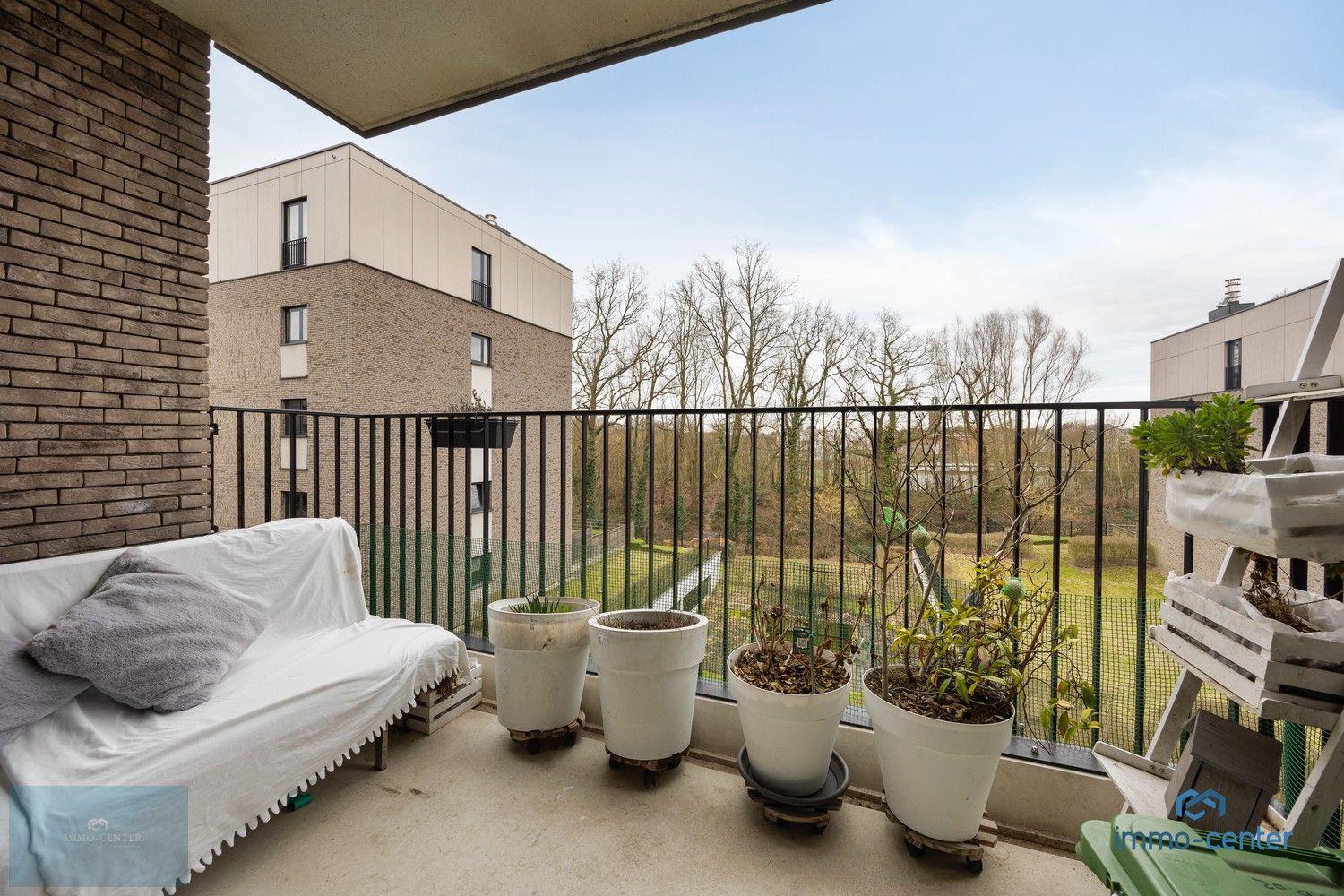 🏡 Instapklaar & Gemeubeld 1-Slaapkamerappartement met Terras in Hasselt! foto 8