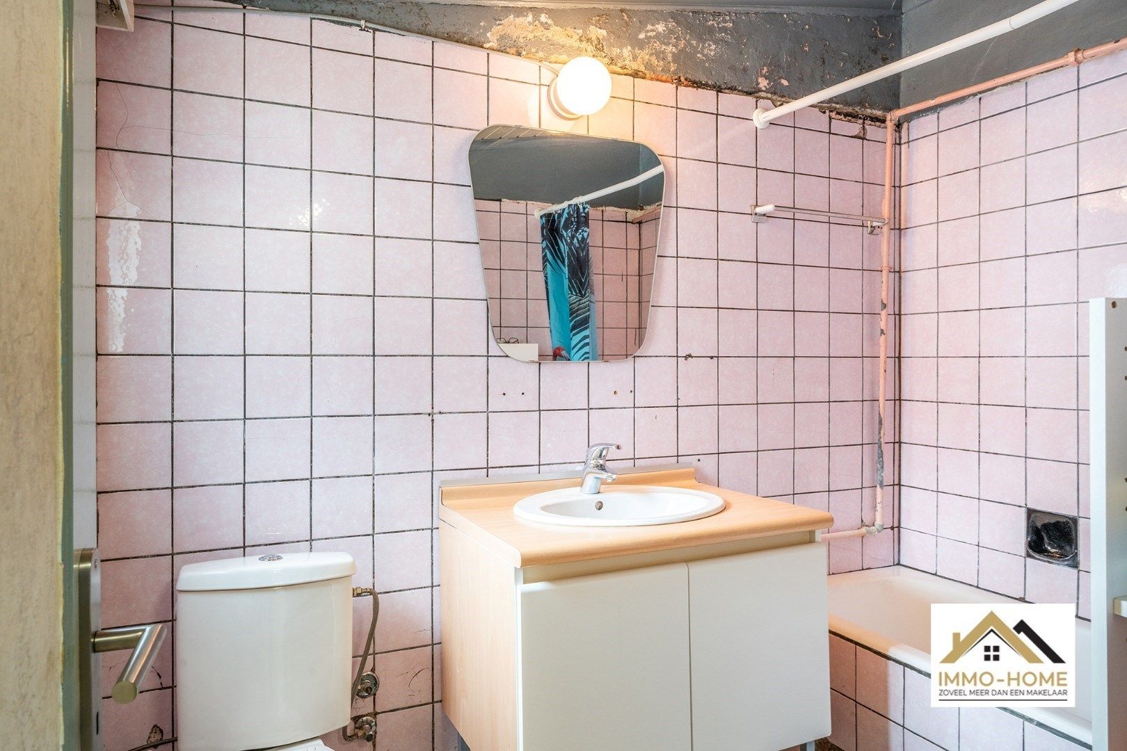 Te renoveren woning net buiten centrum te Wachtebeke foto 17